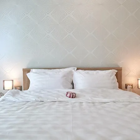 דירה Red In N Pool Năvodari