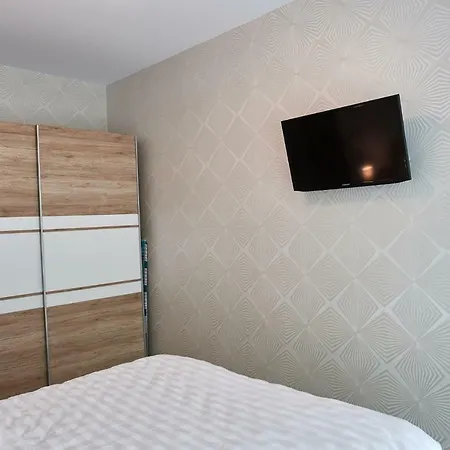 Red In N Pool Appartement Năvodari