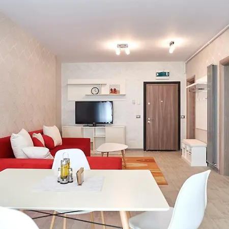 Red In N Pool Appartement